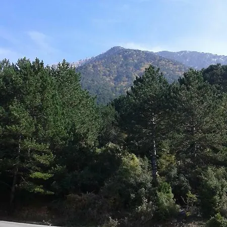 Dom wakacyjny Xhelili Vacation
